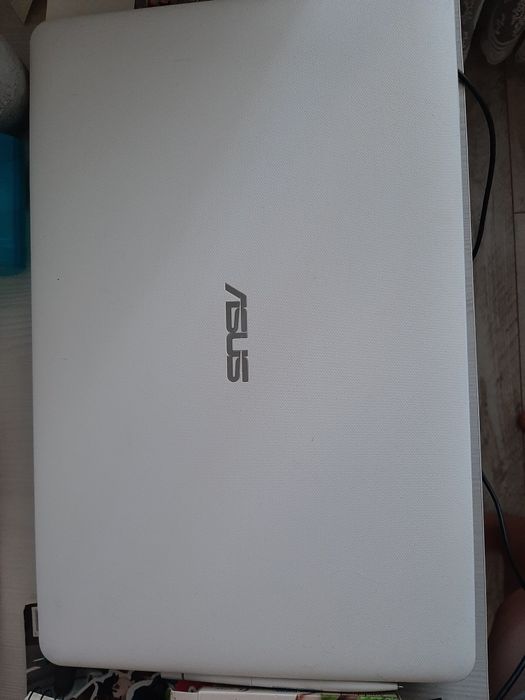 Ноутбук Б/У Asus X751M (Intel Pentium N3530  2.16GHz/Ram 4Gb/SSD 240G