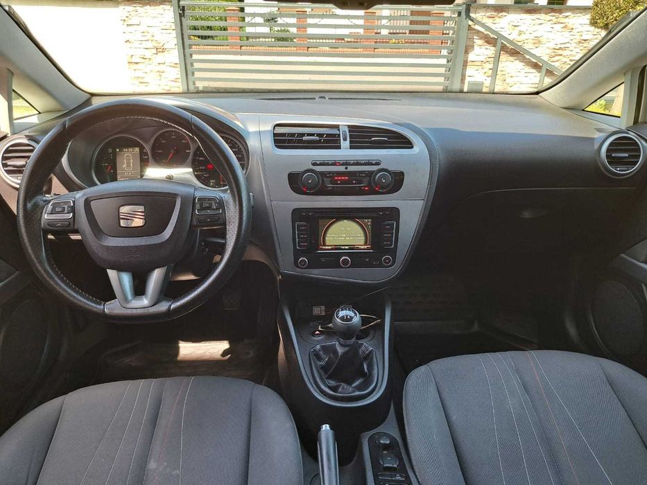 Seat Leon 1,6 TDi 105ps # Klimatronik Navi Alus # Serwis # Zamiana #
