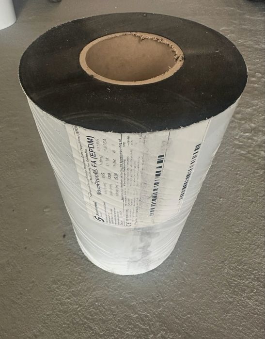 Folia EPDM 300mm - 25mb