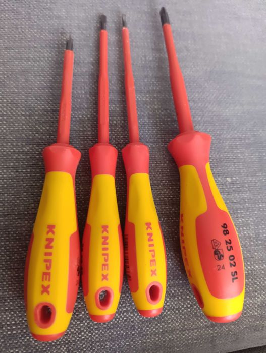 Śrubokręty knipex