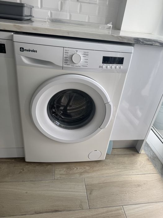 Máquina de lavar roupa Meireles 7kg