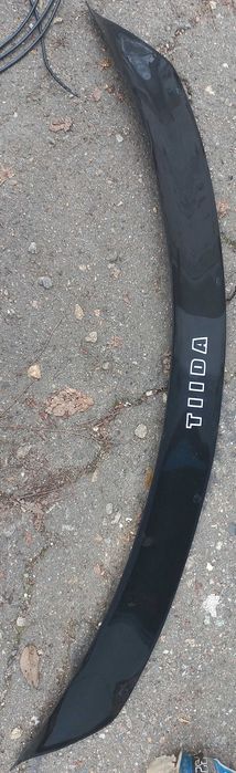 Дефлектор капота (мухобойка)  для Nissan Tiida