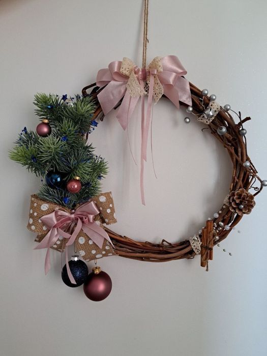 Wianek świąteczny bożonarodzeniowy na drzwi handmade