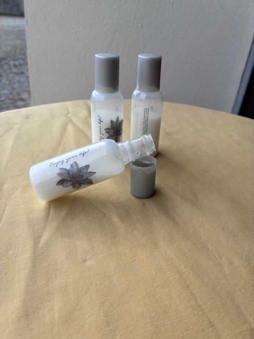 Gel de banho de viagem 30 cl - Qtd. 2200 Und.