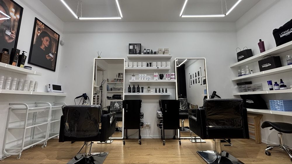 Stanowisko fryzjerskie Nowogrodzka / Centrum – 2500 zł brutto, media w cenie