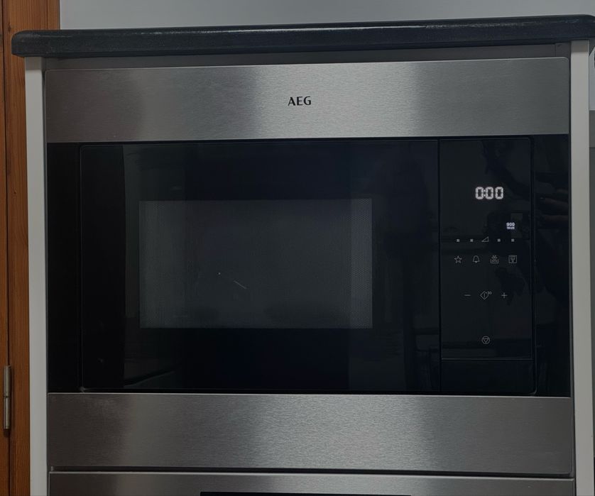 Conjunto de 4 electrodomesticos AEG