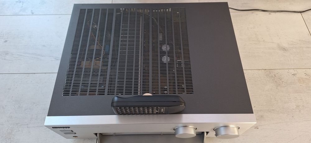 Wzmacniacz KENWOOD KA-5090R  2x90W dynamika 105 db dampfing factor 250