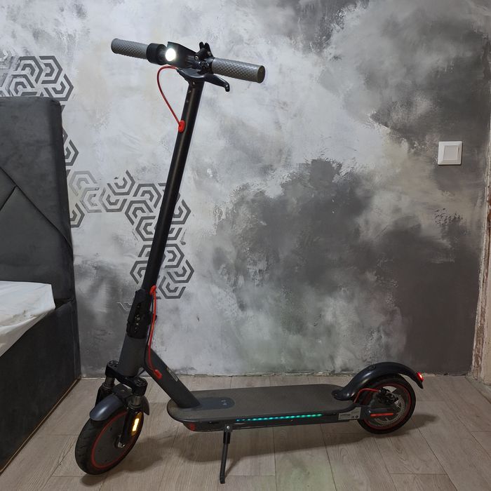 Електросамокат  Xiaomi Mi Scooter  Pro 4