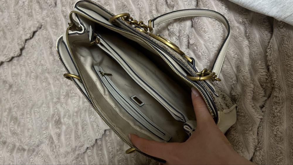 Сумка жіноча Guess