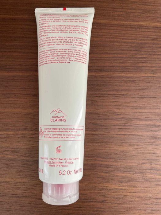 Gel Body extra firmeza corporal da Clarins, com 150ml. Novo.