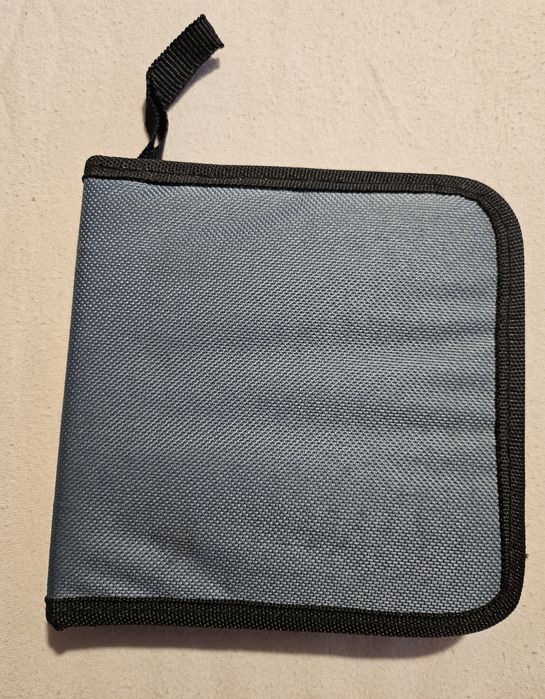 Etui na 12 płyt CD