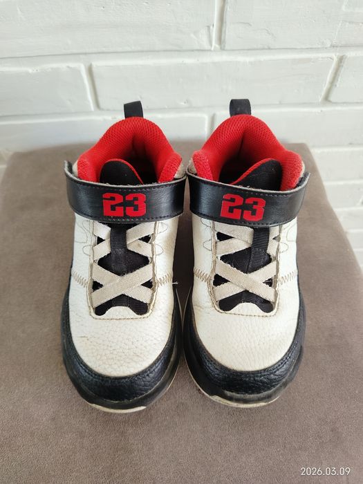 Кросівки Jordan 26,5 (16,5по устілці)