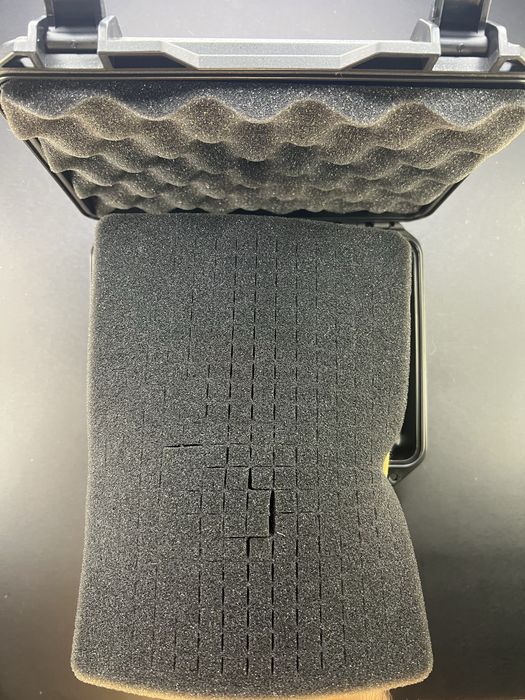 Кейс для пістолетів з ребрами жорсткості