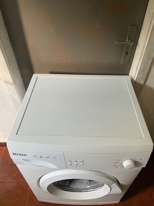 Máquina de lavar roupa como nova 6kg