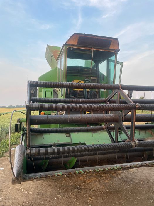 Продам комбайна JOHN DEERE