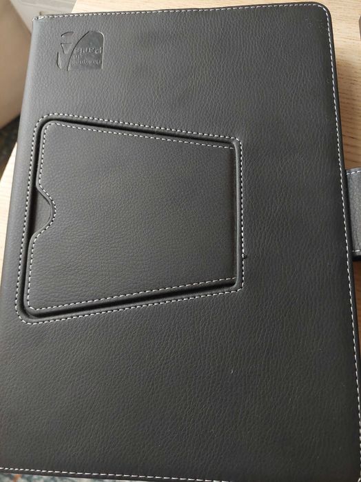 Bluetooth Tablet Cover and Keyboard64740460517761122