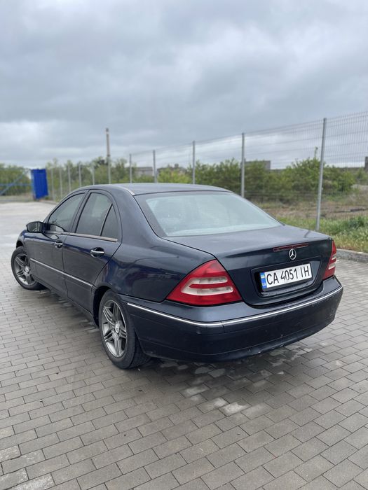 Mercedes Benz 2.7 CDI НЕ на ходу ( під розборку цілим ) 2.7 TDI
