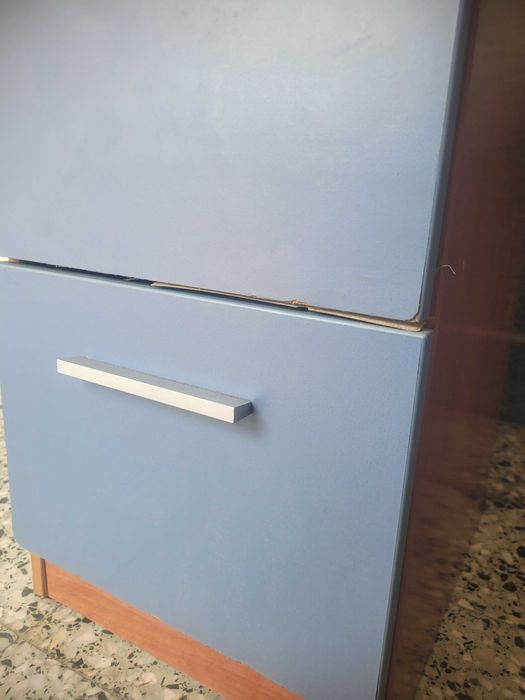 Móvel p/ arrumação com 3 gavetas