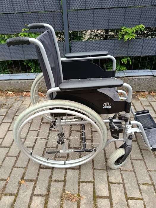Wózek inwalidzki ręczny deelight 708
