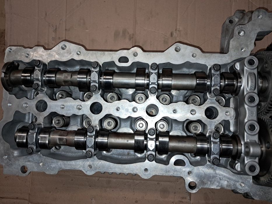 Głowica silnika 1,6 cdti Astra J. Mokka. Zafira