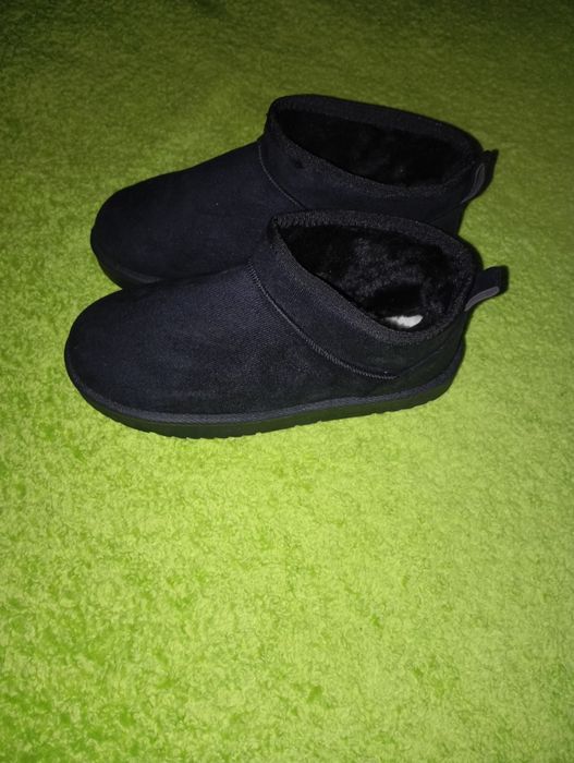 Зимние новые угги 39 размер