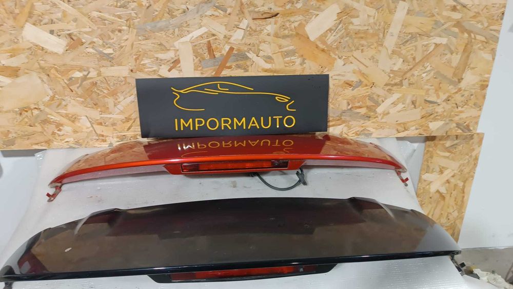Spoiler da tampa da mala RENAULT CLIO IV