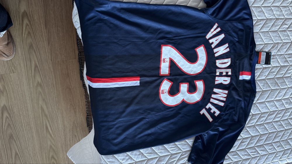 Camisola do PSG N23 Van Der Wiel Nova com etiqueta
