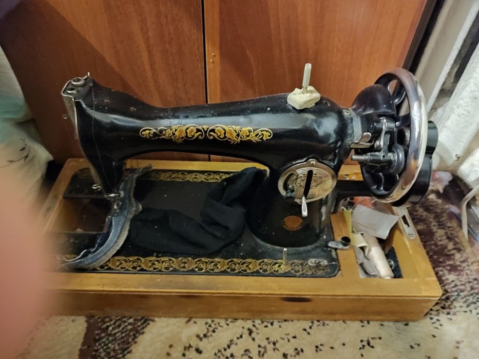 Швейні машинки бу