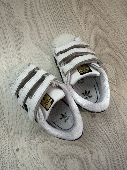 Кросівки adidas superstar 22 розмір