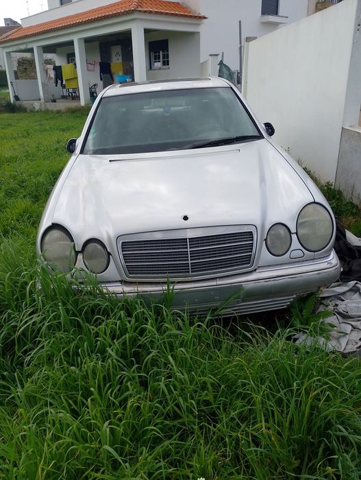 Mercedes E200 Kompressor - Peças