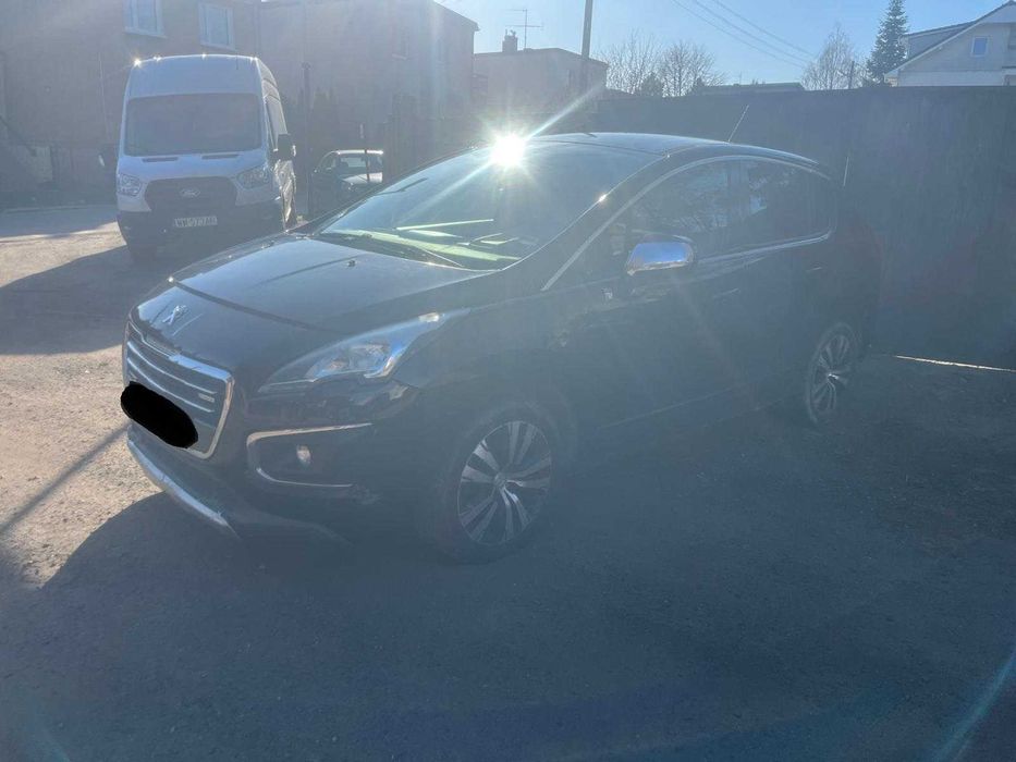 samochód osobowy Peugeot 3008