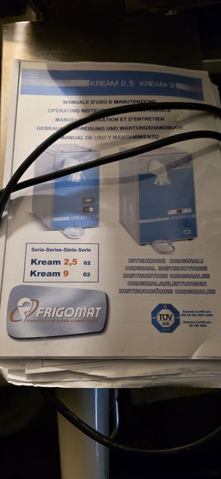 Frigomat kream 2.5 bita śmietana