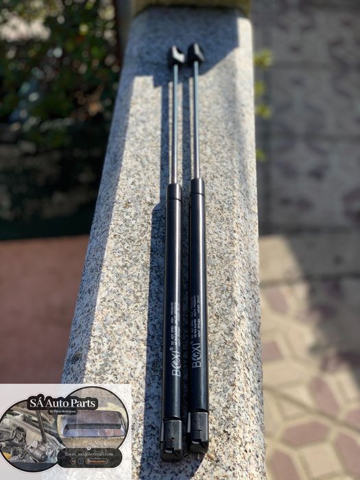 Amortecedores da mala, vidro da mala e capô Jeep Grand Cherokee WJ