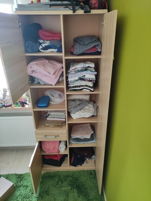 Szafa na ciuchy , używana