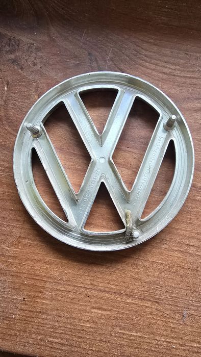 Vw garbus emblemat vw na maskę przód znaczek