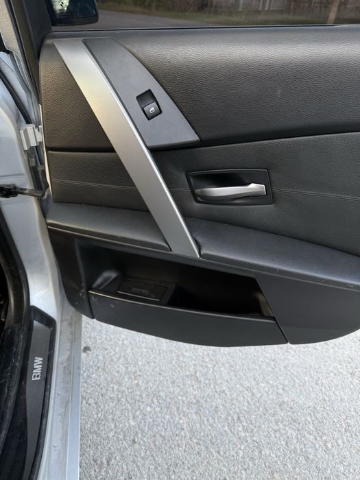 Продам БМВ Е61 525i