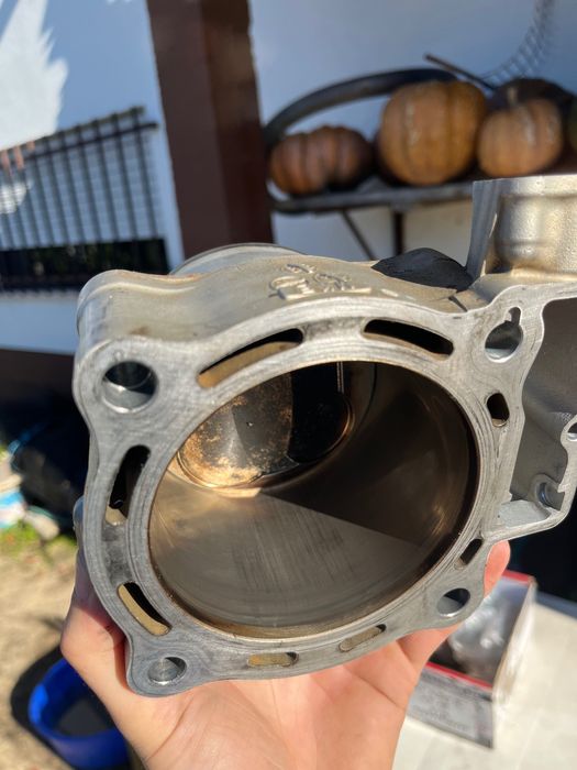 Material Honda CRF
