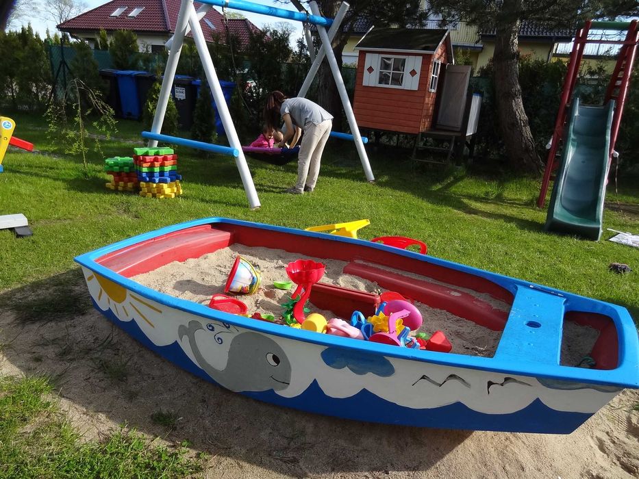 Domki , apartamenty nad morzem, wczasy nad morzem -Sarbinowo k. Mielna