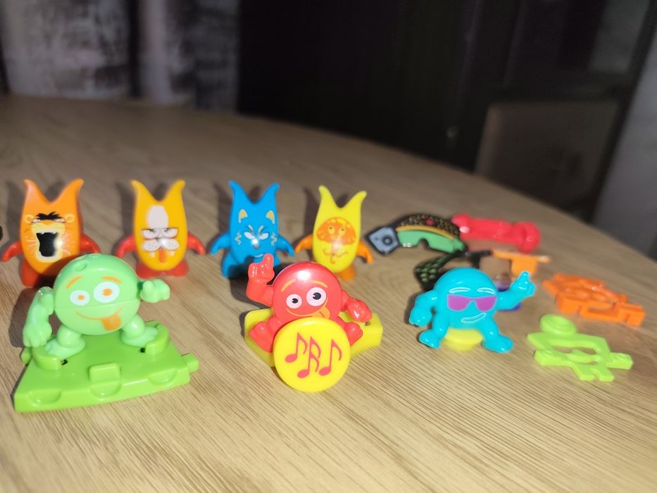 Кіндер монстрики Crazy friends