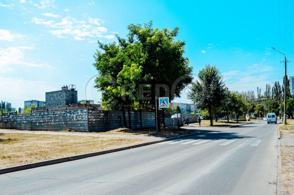 Продаж окремої будівлі, р-н Вечірній