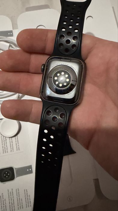 Apple Watch Serie 8 41mm GPS + Cellular Aço inoxidavel