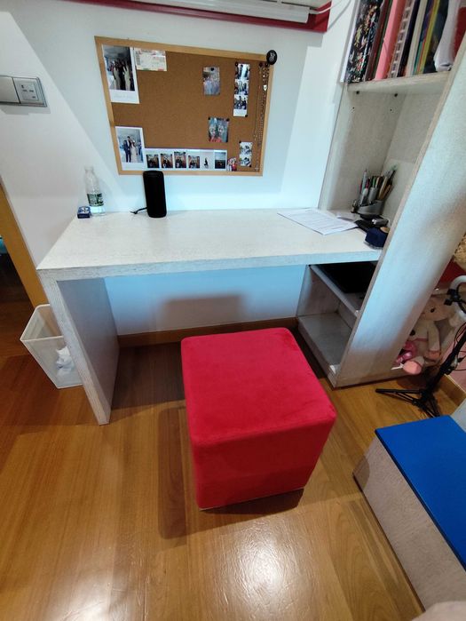 Quarto Juvenil completo - Mobília de qualidade Paços Ferreira