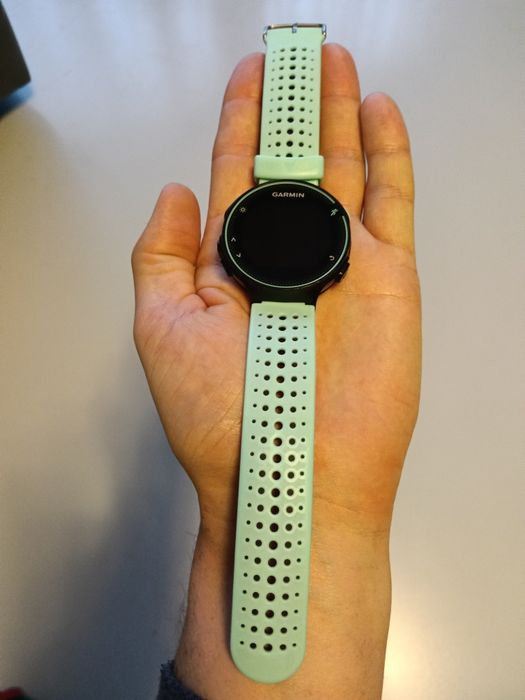 Garmin forerunner 235