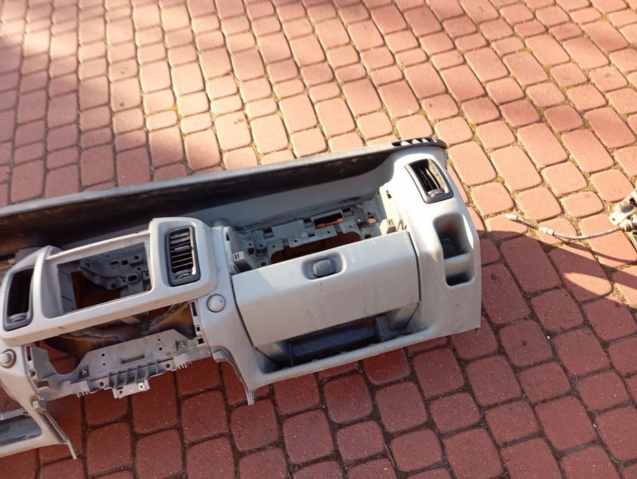 Deska rozdzielcza kokpit Opel Vivaro Trafic