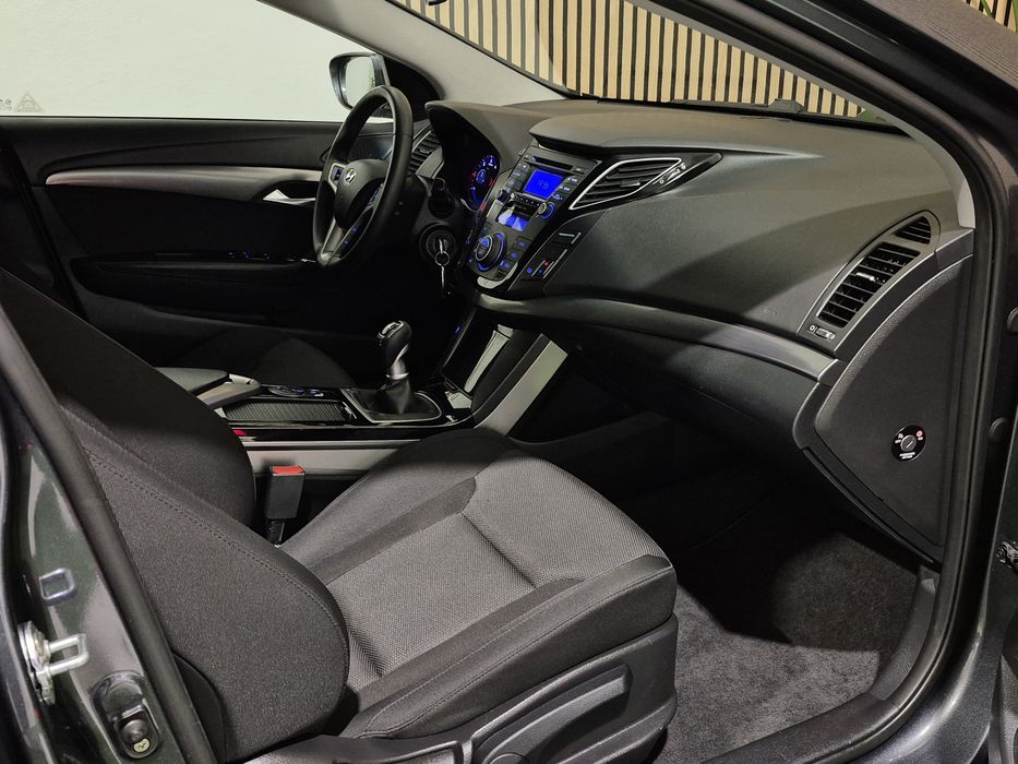 Hyundai i40 SW 1.7CRDI - 54.000KM | GARANTIA | NACIONAL