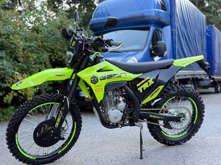 Мотоцикл Geon TRX 300