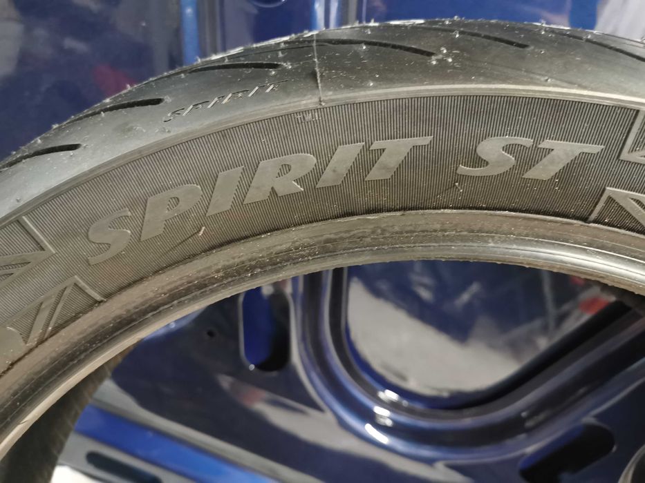 Pneu Avon 160.60r18