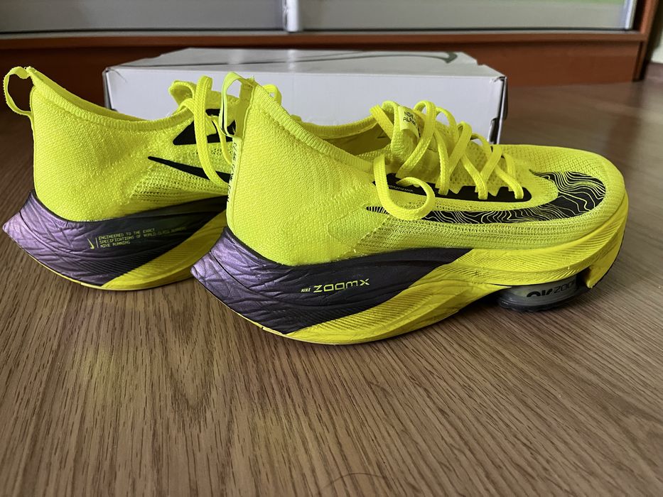 Nike air zoom alphafly розмір 42,5