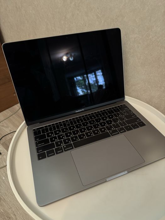 MacBook Pro A1708