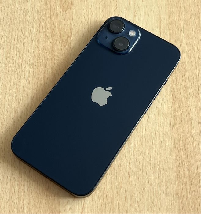 iPhone 13 128ГБ Black Neverlock (акб 100%)